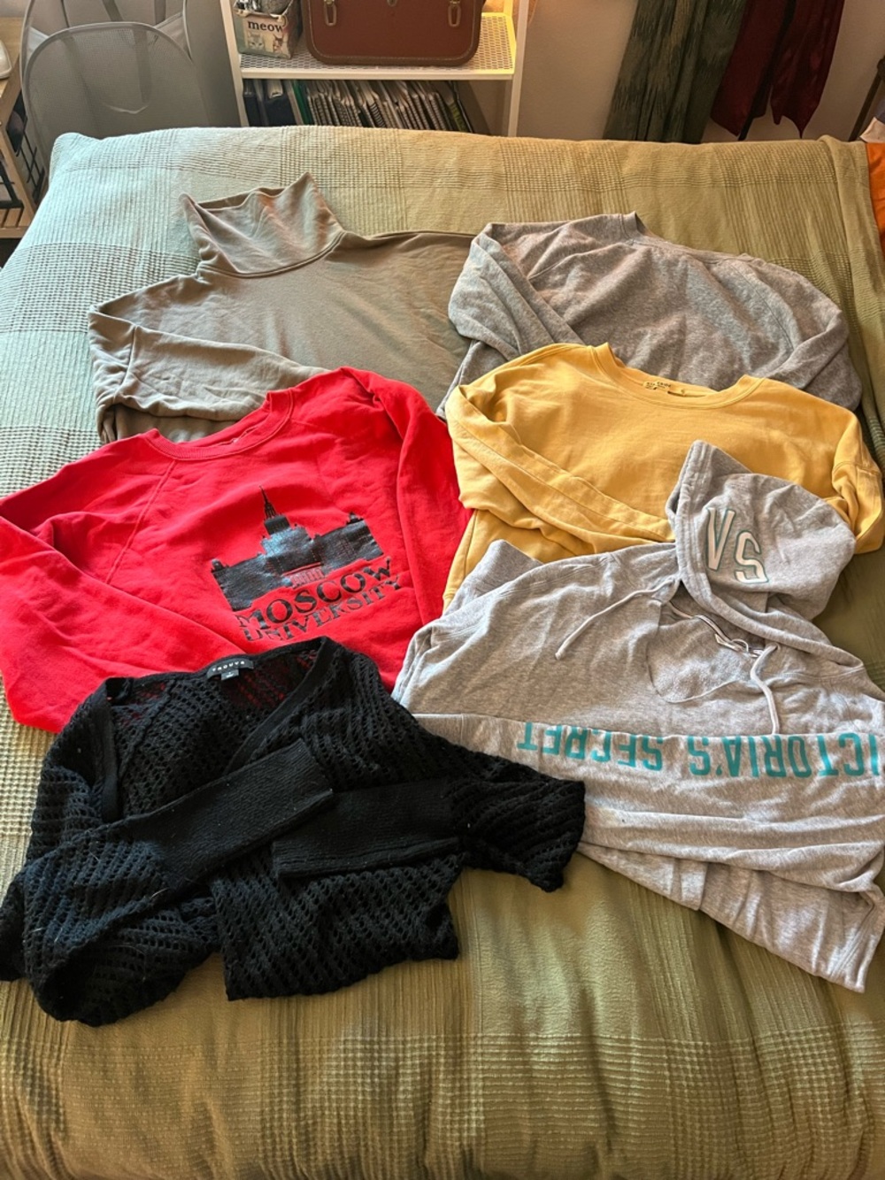 Set of 6 Sweaters - All Well Worn